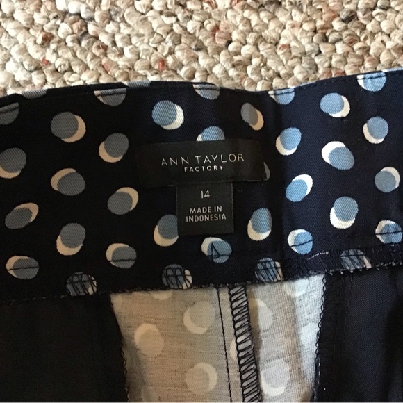 Ann Taylor Skinny Ankle/Crop Pants - Picture 2 of 7